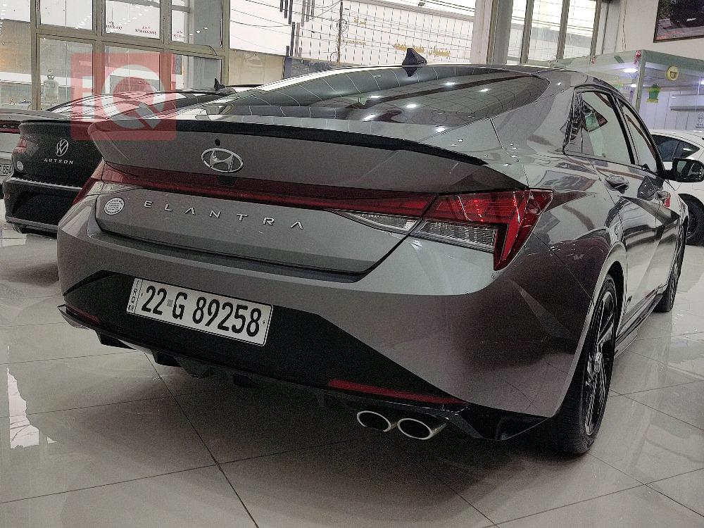 هیوندای ئەلەنترا